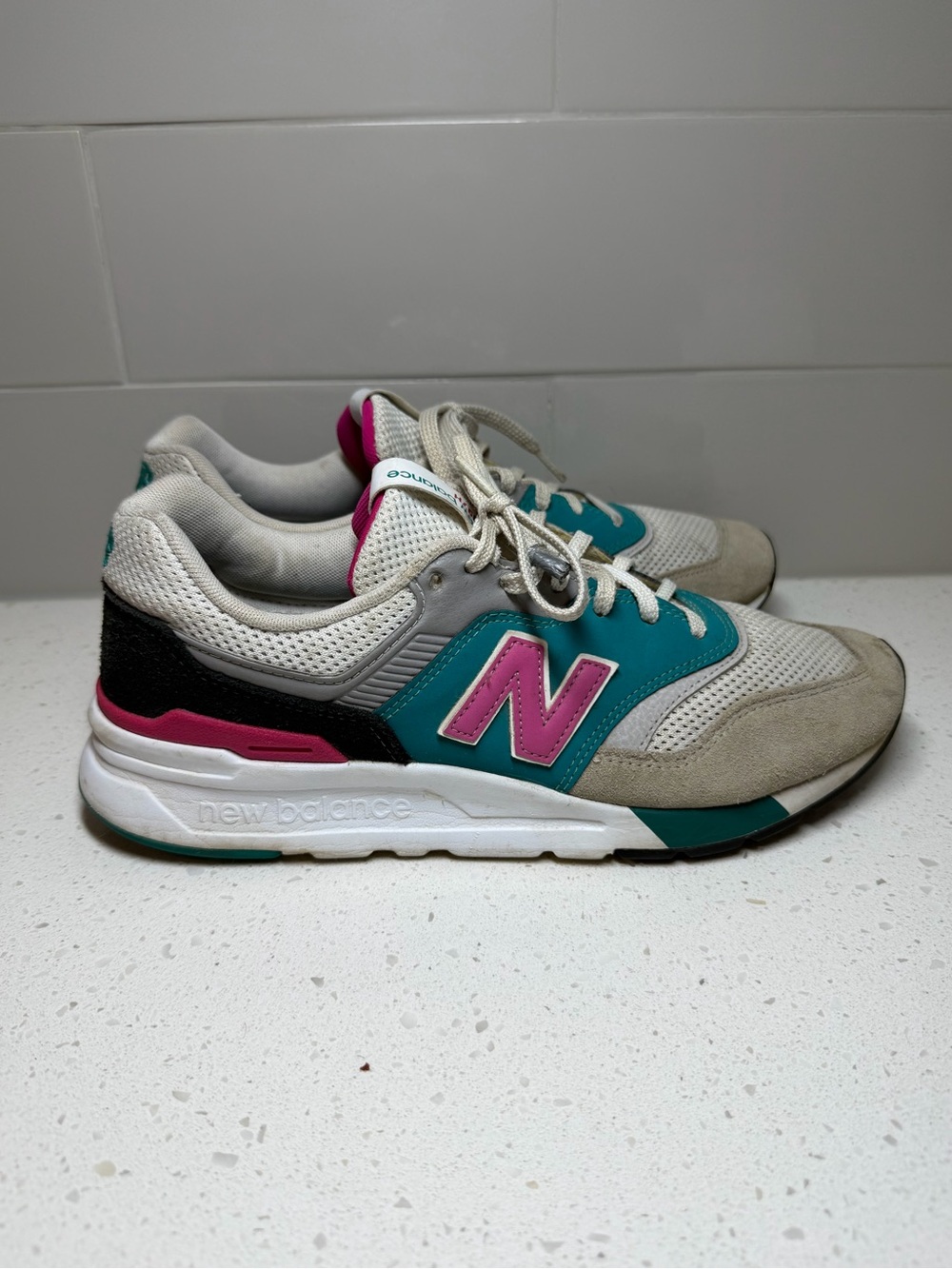 New Balance 997H 'South Beach' 2019 CM997HZH Men's Size 9 sneakers shoes
